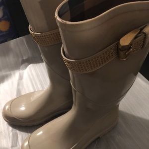 Burberry rain boots